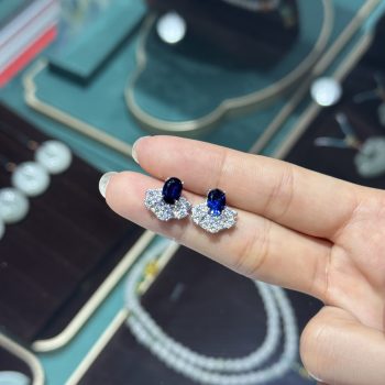 S925 silver cultured sapphire earrings 4*6mm