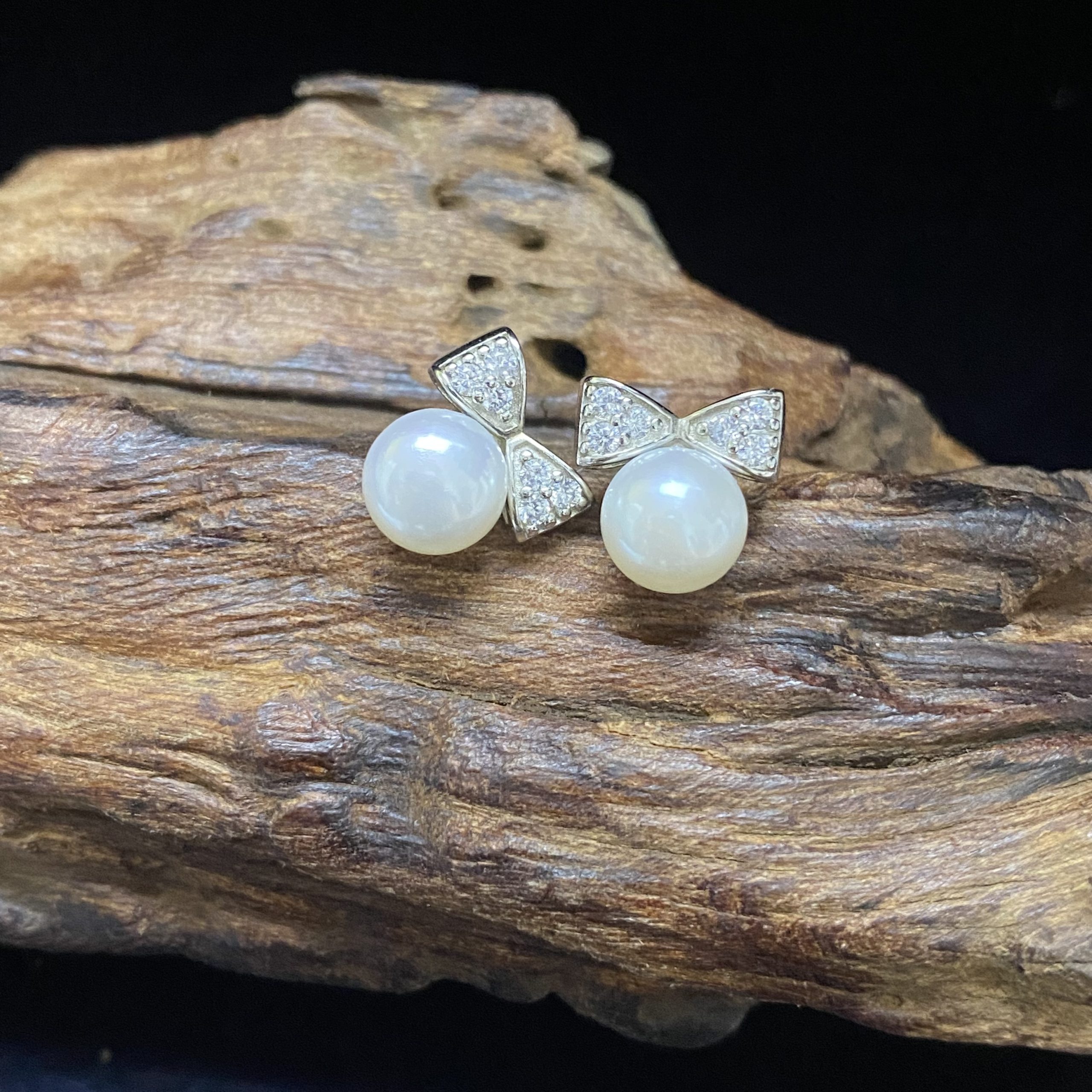 pearl earrings