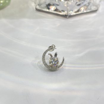 moissanite pendant