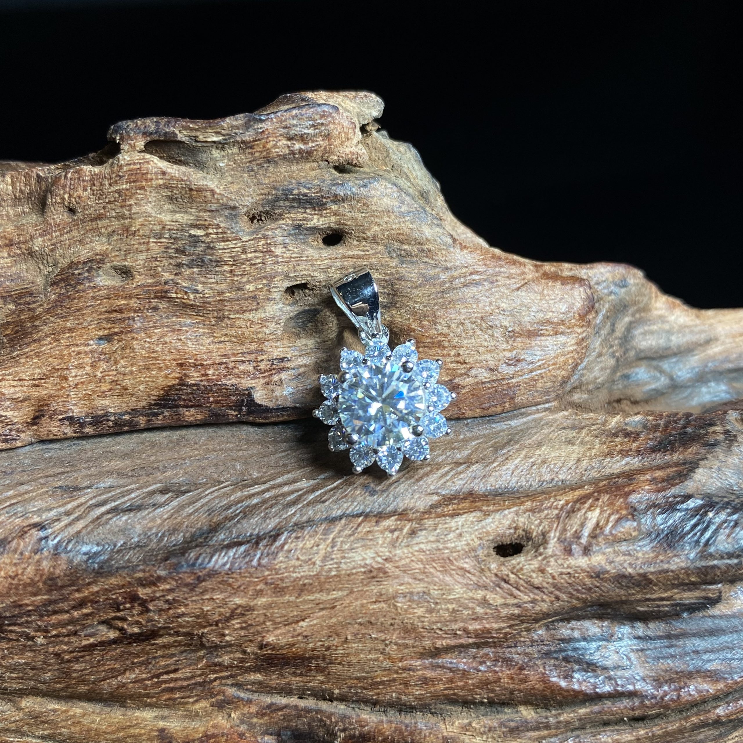 Moissanite Pendant